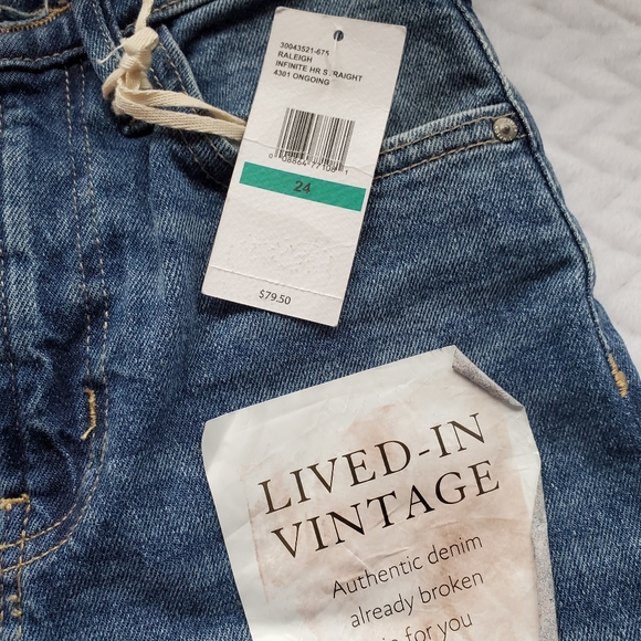 Jessica Simpson Infinate Slim Straight Distressed High-Waist Size 24 - Picture 6 of 12